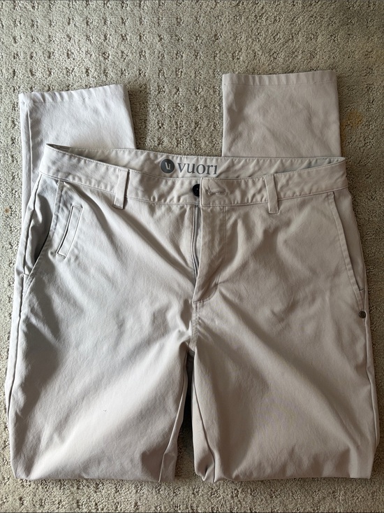 Vuori Other - Vuori Men’s Light Gray Performance Chinos